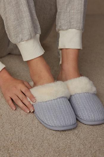 Intimssimi Ribbed Velvet Slippers with Faux Fur White | UUSND29888