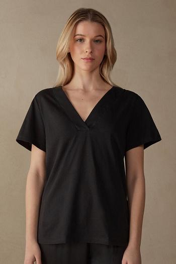 Intimssimi Short Sleeve V-neck Top in Supima® Ultrafresh Cotton Black | USIIZ31867