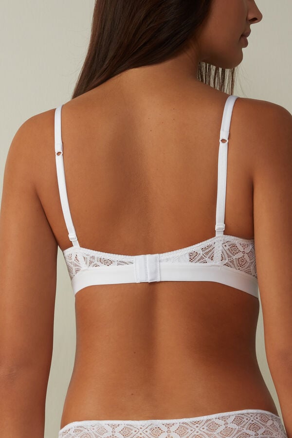 Intimssimi Emma Triangle Bra in Lace White | PUSQX96326