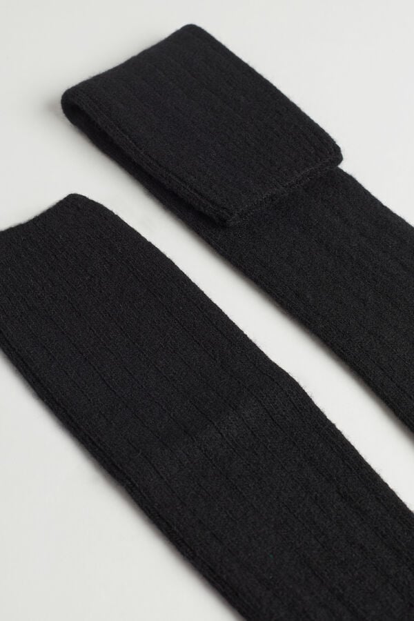 Intimssimi Long Ribbed Socks in Cashmere and Wool Black | USCIF88658