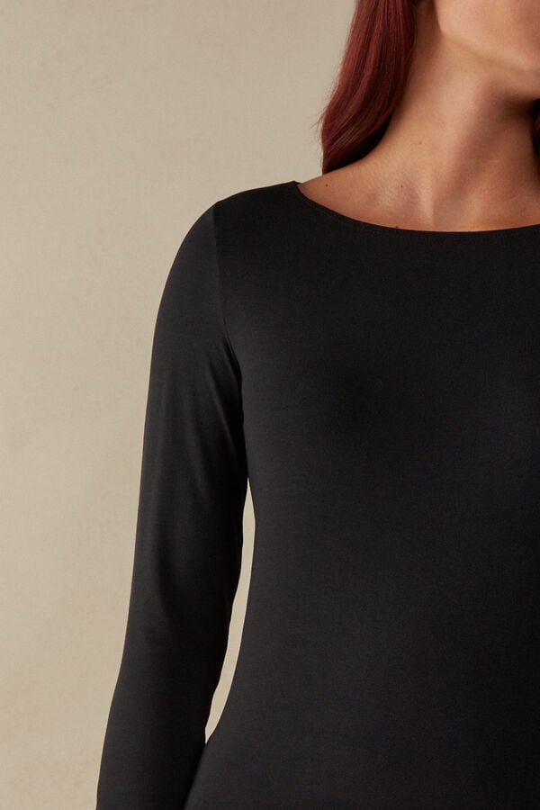 Intimssimi Long Sleeve Bateau Neck Top in Micromodal Black | QUSWA36081