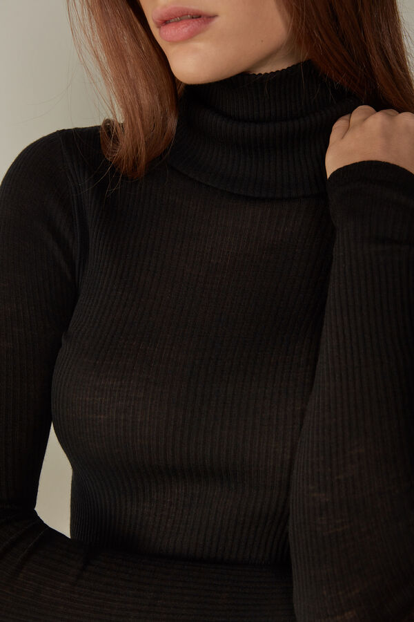 Intimssimi Long-sleeve High-Neck Tubular Top in Wool and Silk Black | USQCS30783