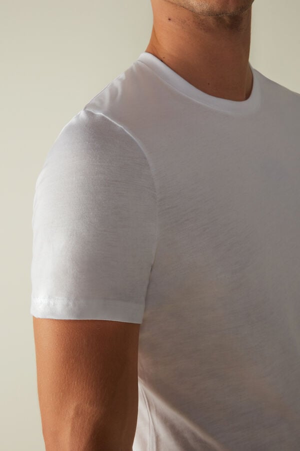 Intimssimi Short Sleeve Crew Neck T Shirt in Supima® Cotton White | DUSKV54298