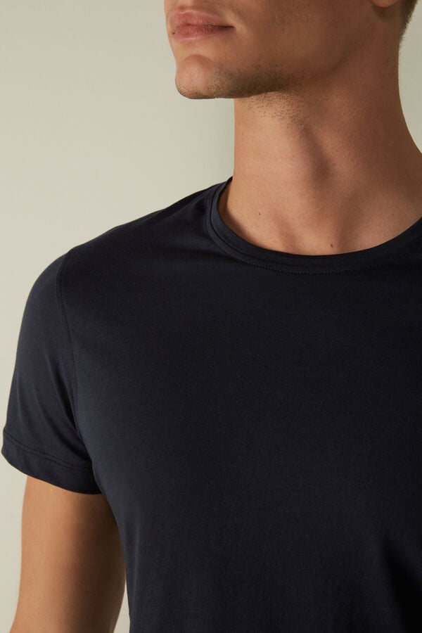 Intimssimi Short-Sleeve Crew-Neck T-Shirt in Extra-Fine Supima® Cotton Blue | FUSUI25320