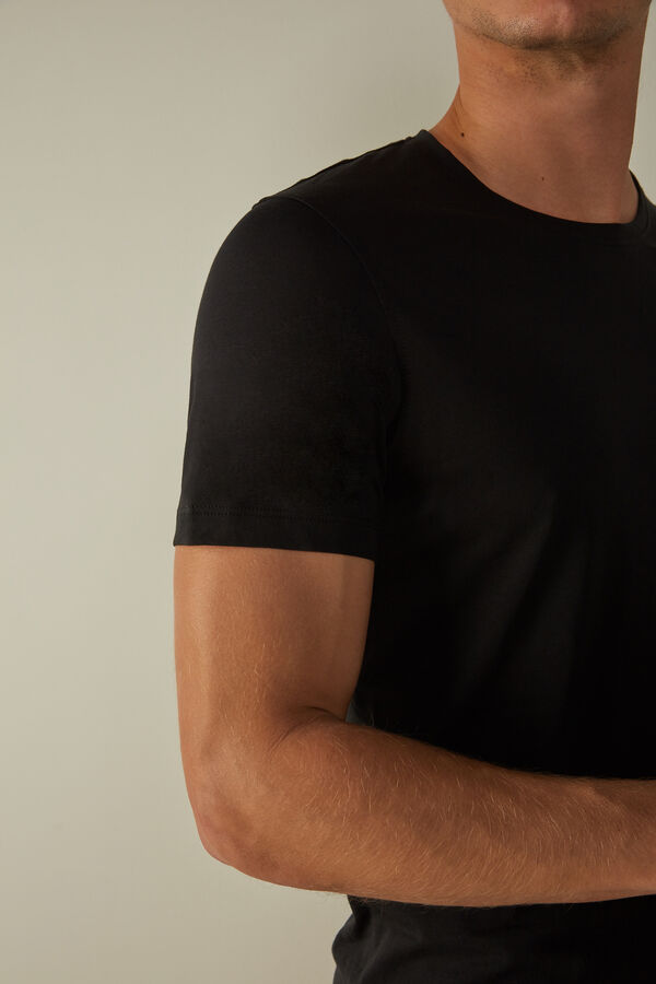 Intimssimi Short-Sleeve Crew-Neck T-Shirt in Extra-Fine Supima® Cotton Black | USIIZ68095