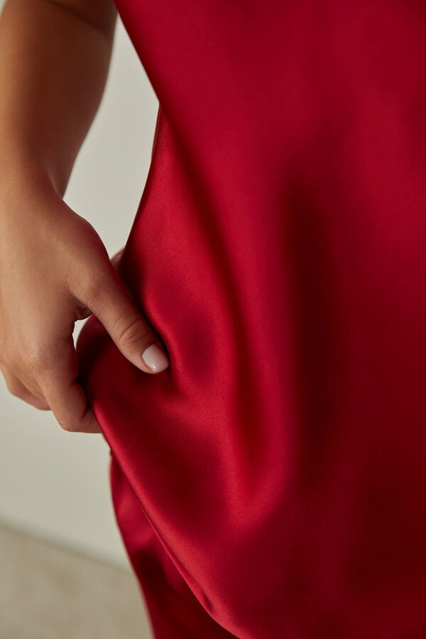 Intimssimi Silk Satin Top with V-neckline Red | XUSBH51999